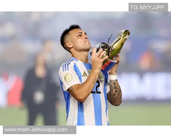 曼城1月最佳球员候选揭晓胡桑诺夫B席多纳鲁马争夺荣誉